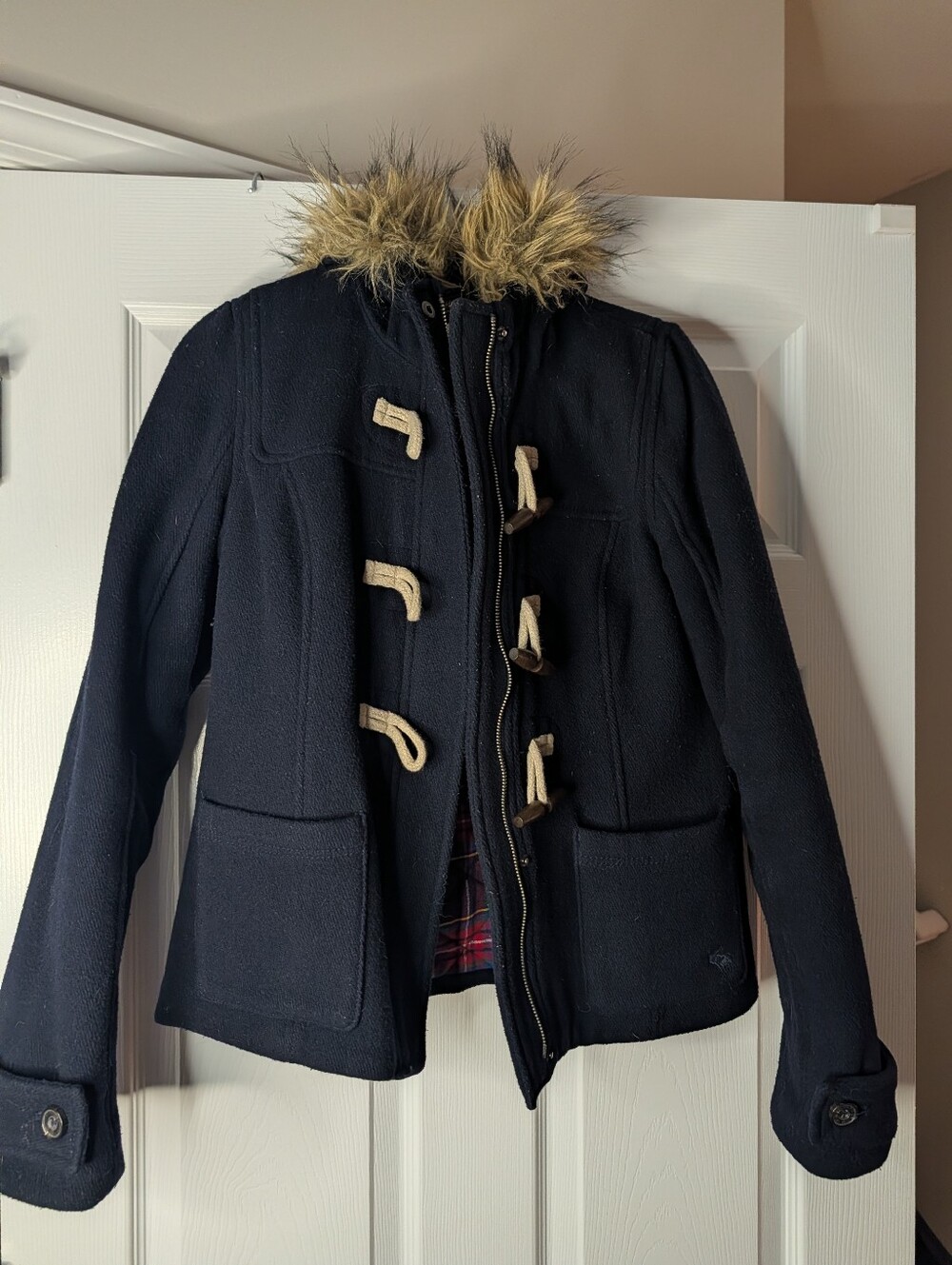 NWOTsAbercrombie & Fitch Wnn’s Duffle Coat Large Navy Faux Fur Hood Toggle Plaid